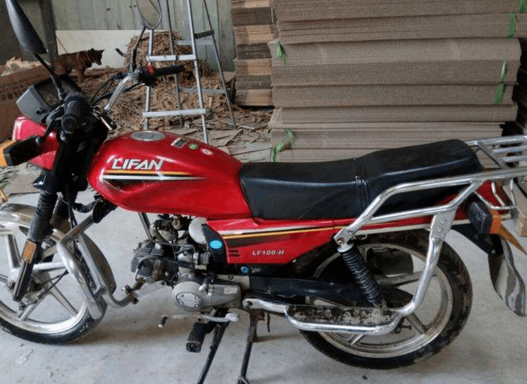 摩托车|入狱18年，54岁创业，72岁首富，却输给儿子，败在2020！