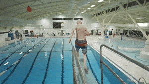 跳水|90岁最野爷爷，一周5次健身、3米台跳水还徒步冰川？