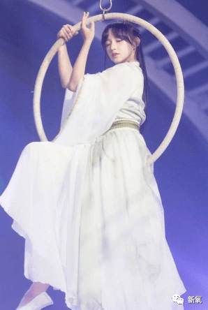 娜扎|娜扎突然被哪位高人指教了？刘亦菲天仙的地位怕是要保不住了...