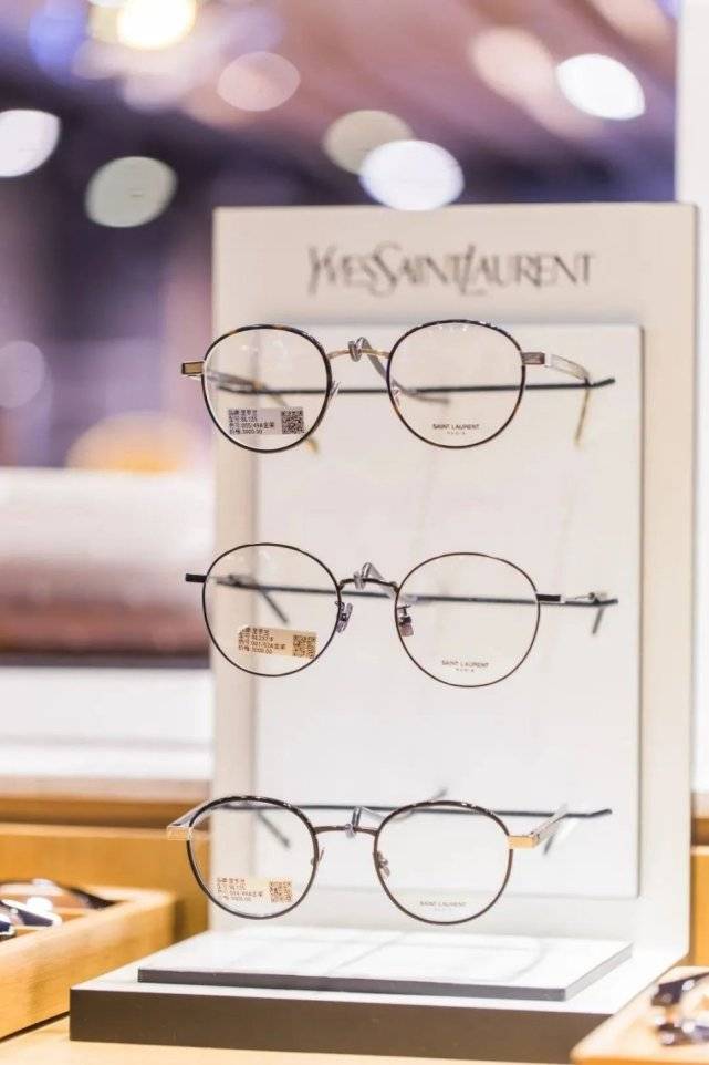 眼镜|正佳高空眼镜博览馆，1000+款网红镜框任选！