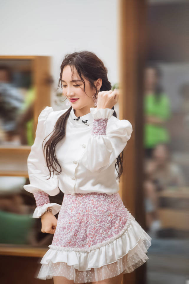 节目|原创网传《浪姐》成团名单,看到孟佳后,大家就放心了