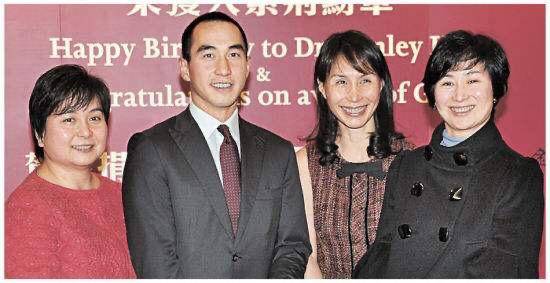 船王|原创豪门女将不止何超琼！千金大小姐替弟征战商场，船王孙女有风范