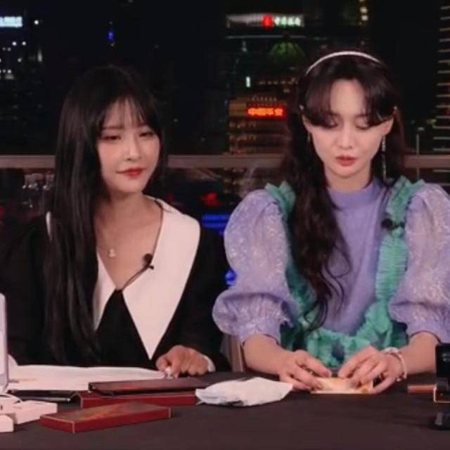 郑爽带货陷两极化争议，行事作风与许飞如出一
