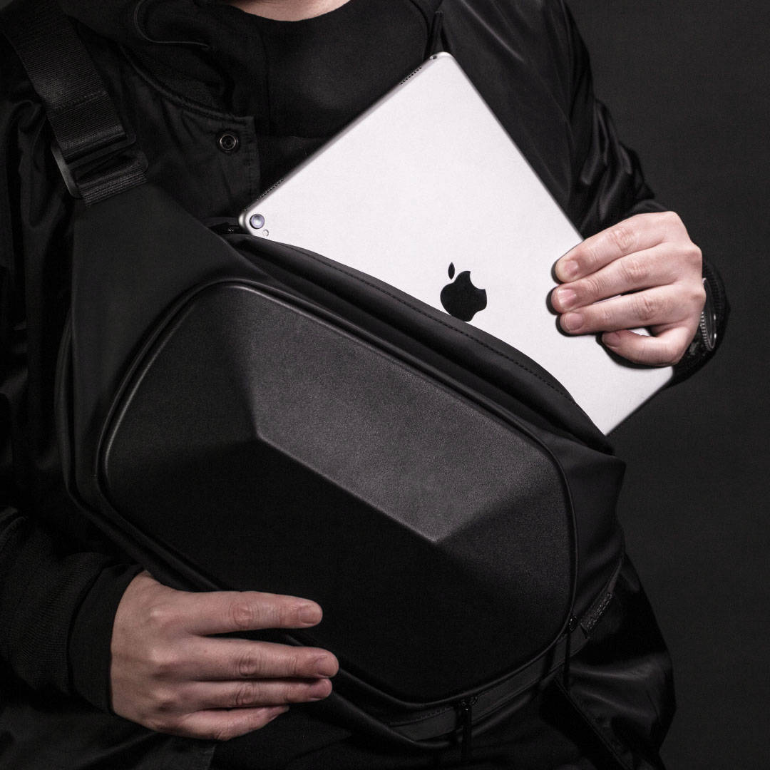 硬汉|硬汉风十足的斜挎包!居然还有这么多种玩法!