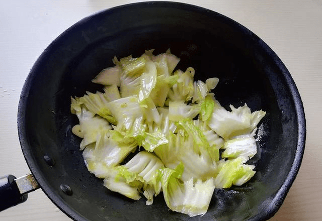 最简单的减肥食谱做法家常 be9fe91b12134f9eab0cebf74569f451.png