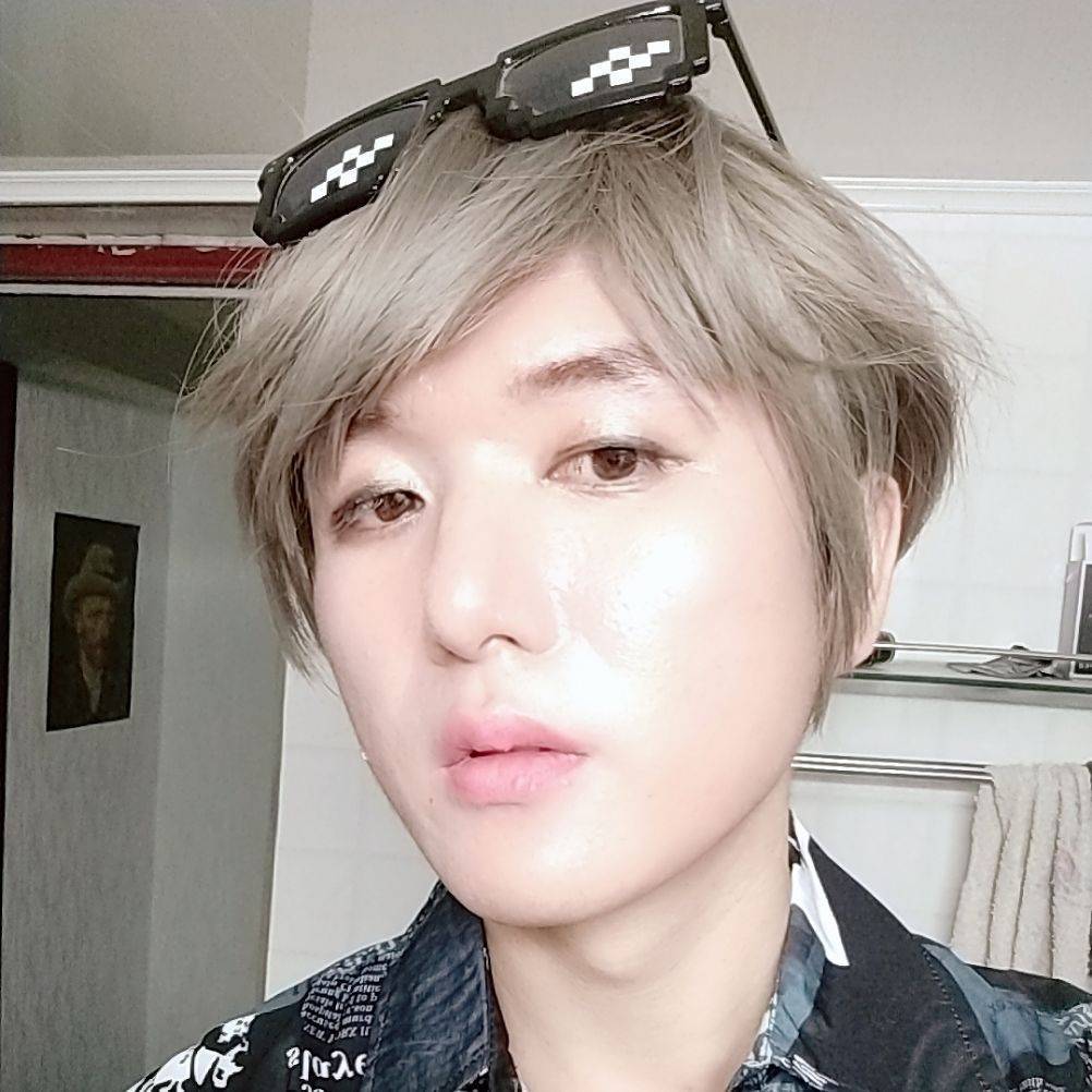 余姐|原创武僧一龙粉丝与诗人余秀华对骂，事后道歉：我错了，以后不敢了