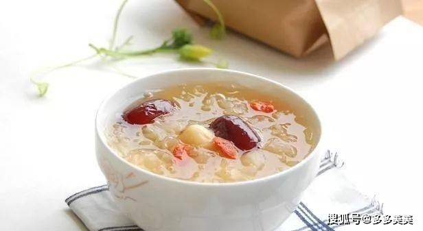 银耳怎么吃好吃又简单 5362c409ca46479ab465e31f7dd9e887.jpeg