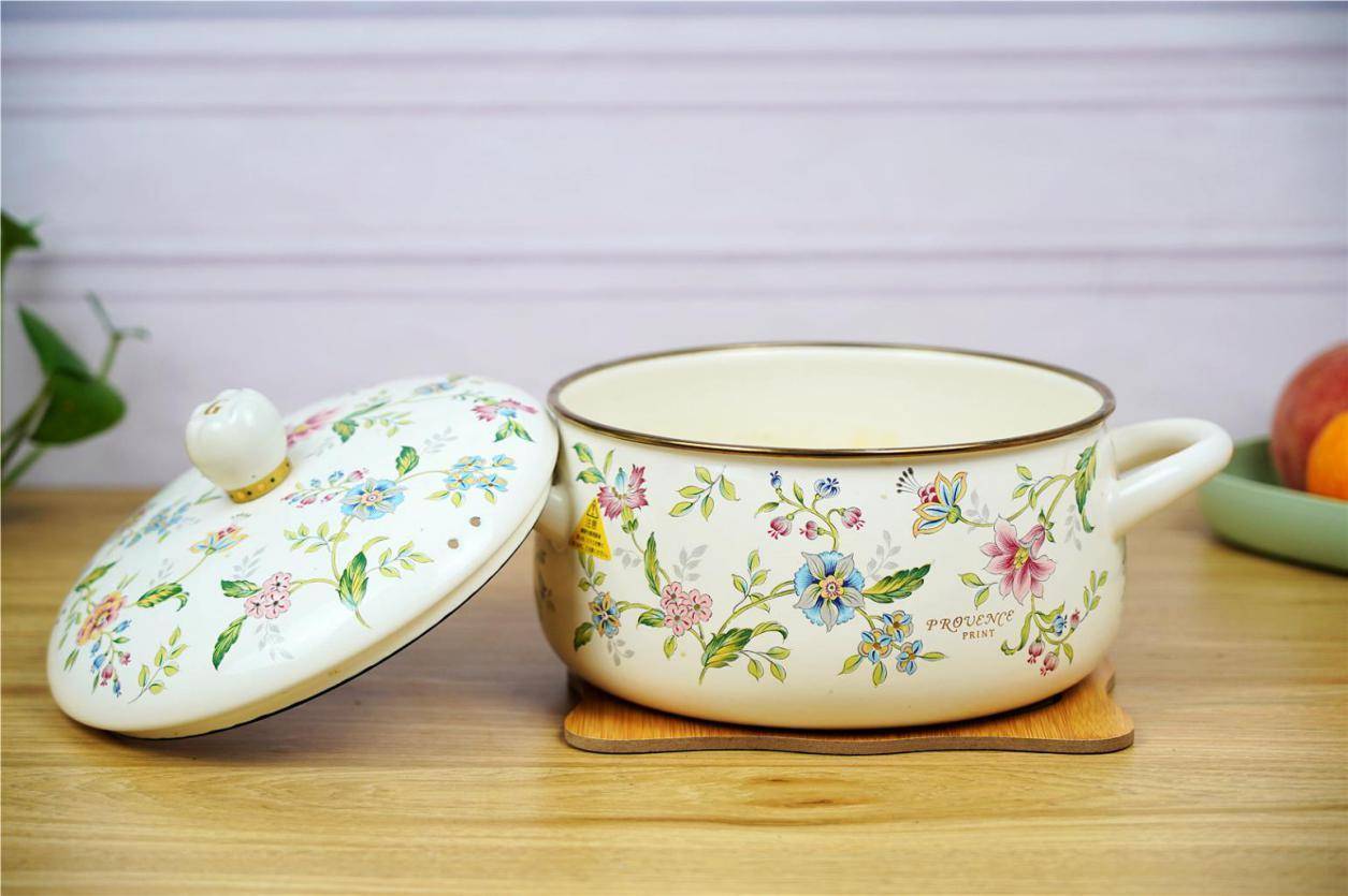 普罗旺斯|高颜值，有内涵，时尚精致珐琅锅带你享受高品质生活！