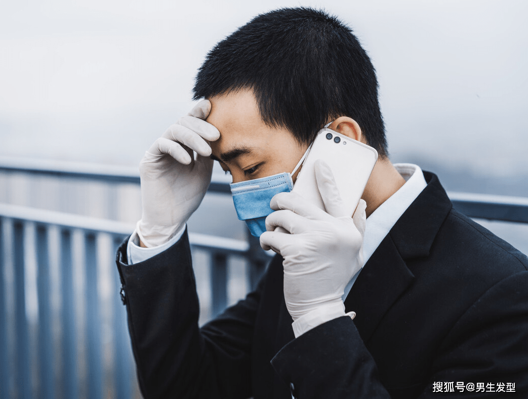 寸头|男生还在剪“寸头”？理发师建议留这4款发型，让你帅气翻倍