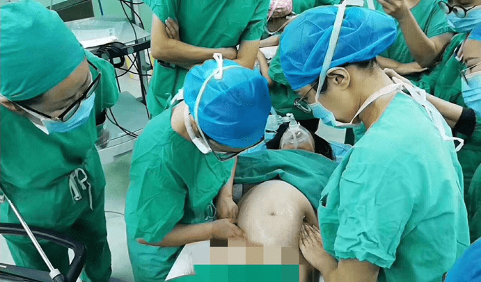 臀位外倒转术我院妇科是国家级宫颈癌防治培训基地，国家级妇产科住院医