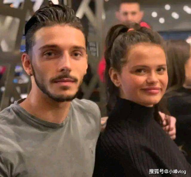 50岁爸爸向女儿前男友求婚！想要生三个小孩！网友坐不住了