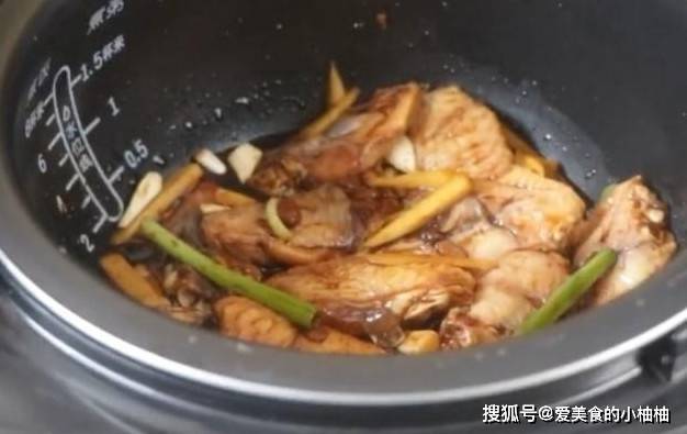 电饭煲焖鸡要多少分钟 c77da07bee524dda87ea1d31d044e094.jpeg
