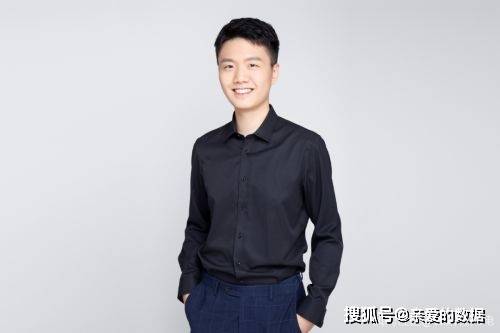 故事传记|人工智能骗人工智能：黑客如何“弄瞎”人脸识别算法？