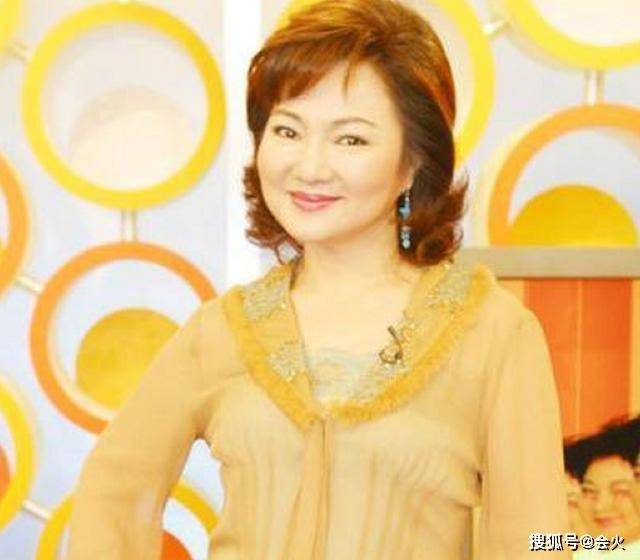 试管|原创女星曝七窍流血半小时不止,血管险爆!为生子曾狂打1000多针试管