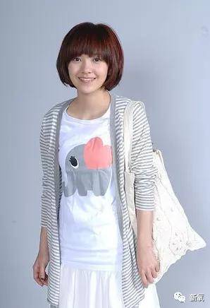 郭采洁|从土甜女孩do成棱角冷艳女王脸，杨幂见了她都认怂，凭什么？