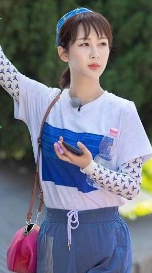 穿法|“五五分”穿搭已经过时了！试试杨紫的“叠穿法”，简直太新潮