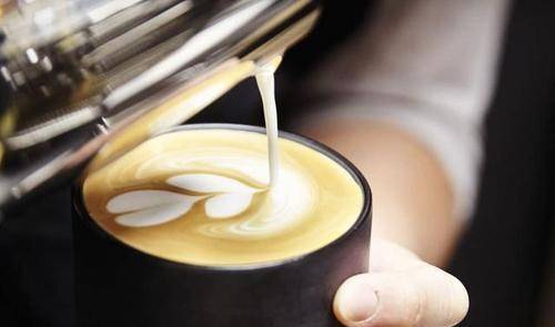 配饰|燕麦色的早秋,才“够味”