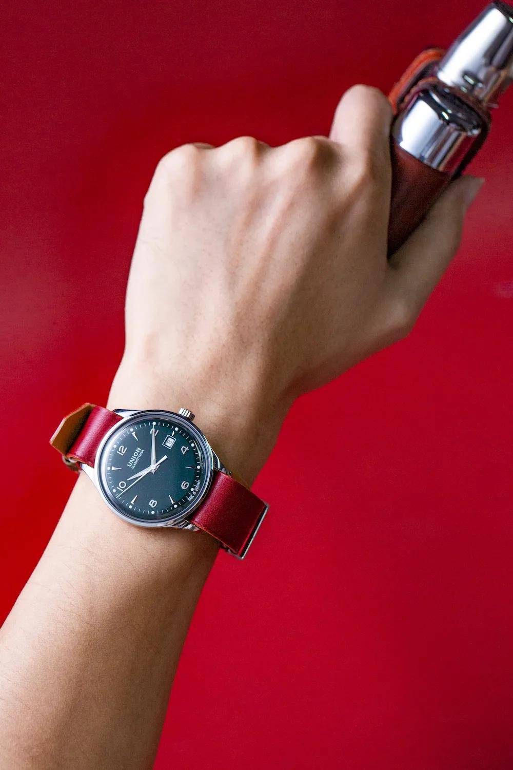 诺拉|男人啊！你被你的手表暴露了