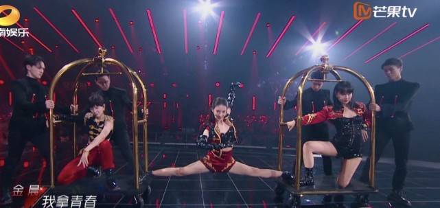 造型|原创婚纱造型出众，悬空一字马惊艳，她不出道难以收场