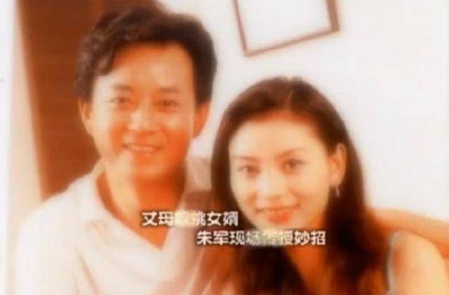 曾经的央视一哥事业名声尽毁 妻子又被传晚节不保