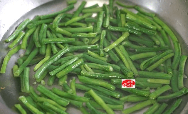 干豆角丝怎么凉拌好吃 db123dc6f0f54ddc97320a08f96a31d5.png