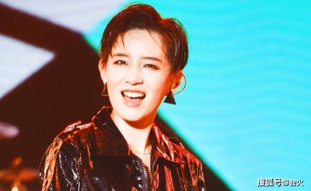 女明星|原创岳云鹏嫌弃女明星腿粗，被网友骂上热搜：别拿嘴欠当幽默了