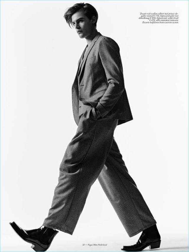 身材修长|他15岁出道成为高奢代言人，身材修长长相老气，被嘲不如老爸？