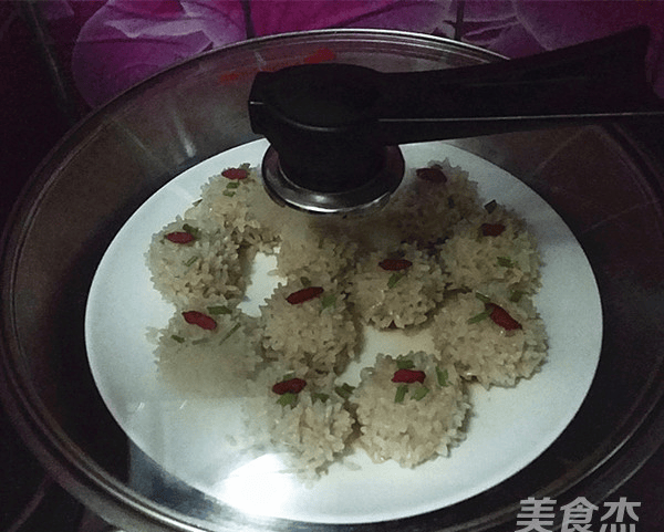 糯米丸子蒸多久蒸熟 7b5f651d7e3e4d0aa16495359155498b.png