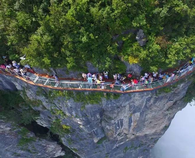 湖南张家界|张家界旅游不去森林公园，只玩玻璃桥和玻璃栈道要花多少钱？