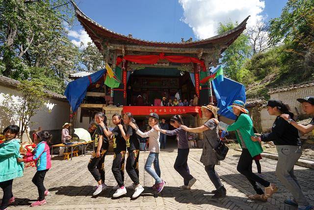 全村|中国最特别乡剧团：每年演一次，每次演三天，已经有150年历史