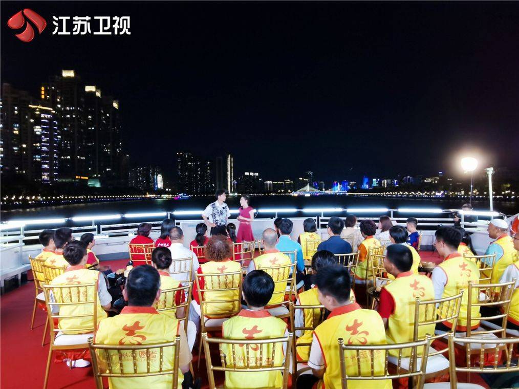 官王珏|江苏卫视《为幸福喝彩》即将开播 解锁幸福的温暖真谛