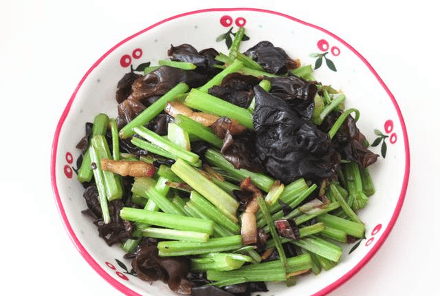 婆婆最怕的5种家常菜 100bfe2aaa1948ba9331c02236b0ed42.png