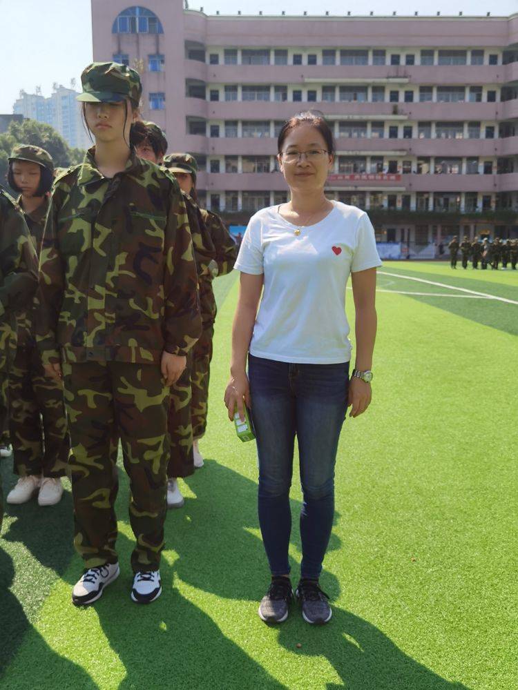师情润|【湘乡一中军训录】DAY3 军训炼我意志，师情润我心田