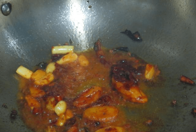 在家怎么做牛肉火锅锅底 ba569293143b448eb0a71eb260b4e89f.png