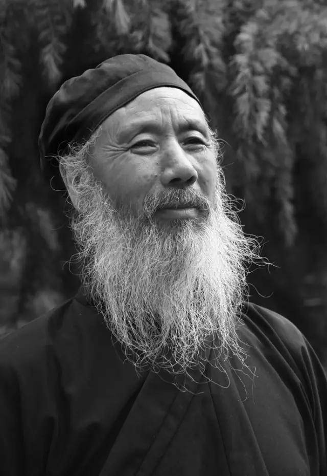 "太平道"教派的信徒之外,方士,术士及一些道家也可以称为"道士"