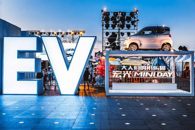 点击进入看图评论