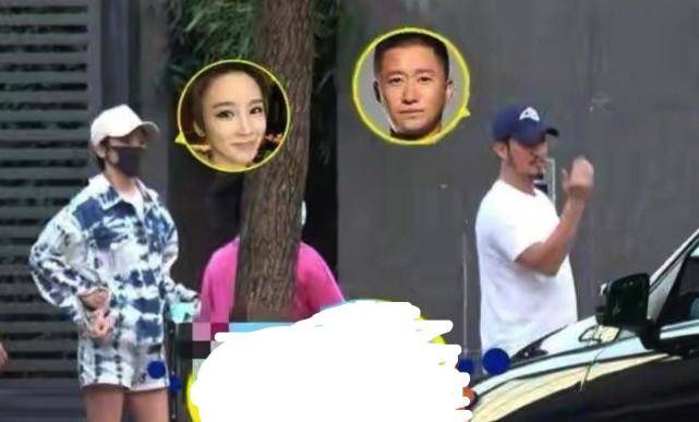 46岁吴京难逃中年发福，小肚腩太抢镜，老婆谢楠