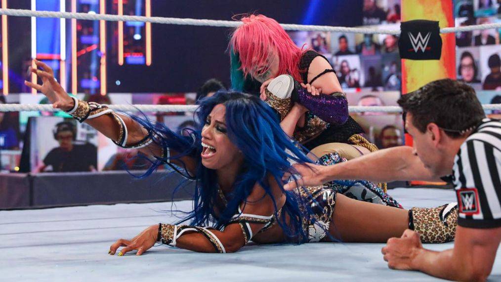 莎夏班克斯计划怀孕?在最巅峰期时暂别wwe?_手机搜狐网