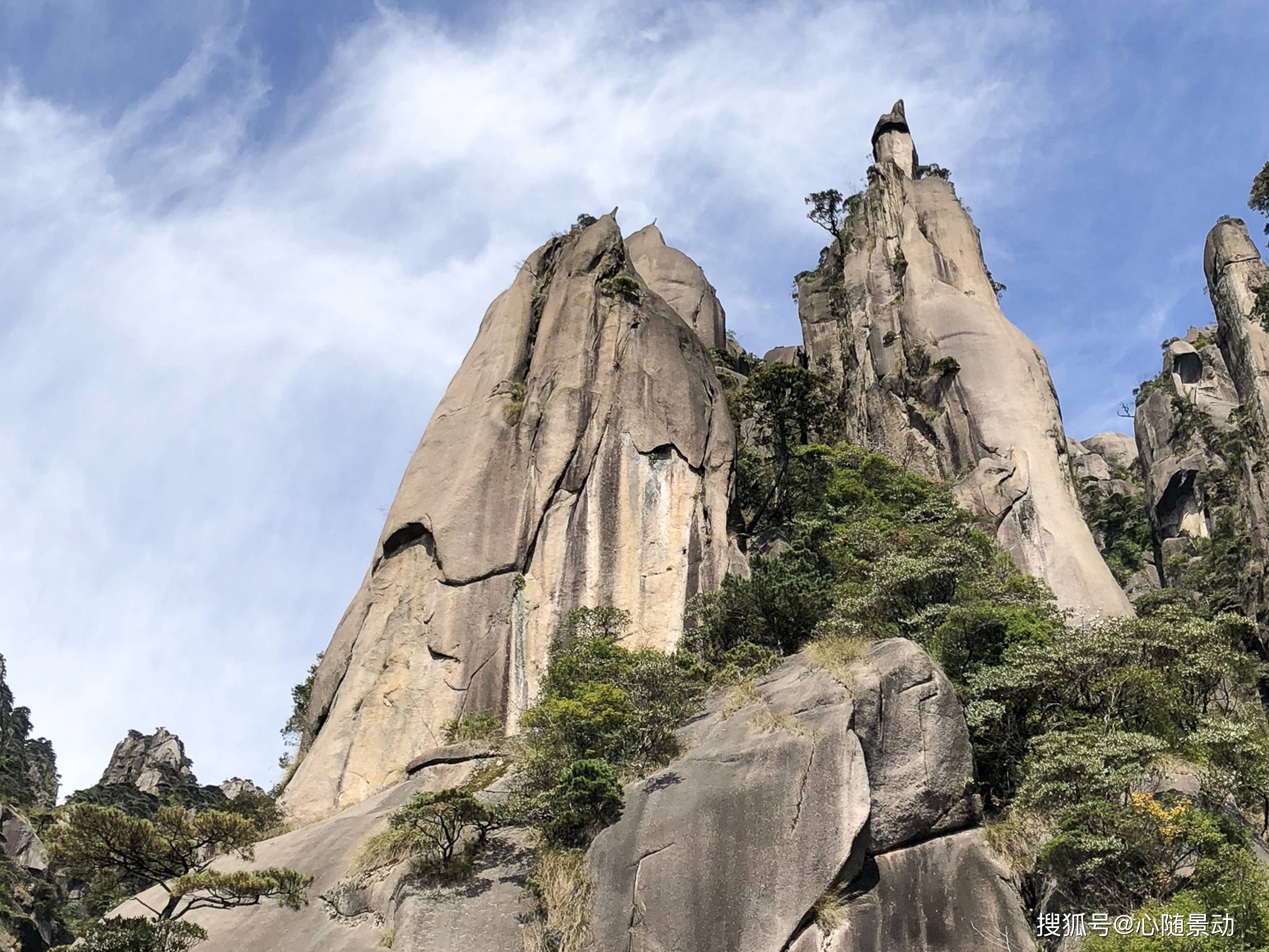 江西旅游不可错过的两座名山一座闻名世界一座风景媲美黄山