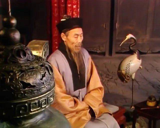 贾政|《红楼梦》里，冷子兴为什么会说贾敬的兄长贾敷不该死？