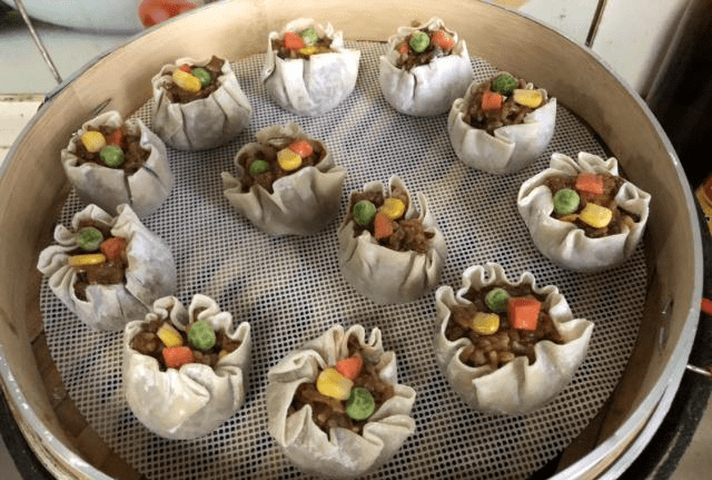 烧卖怎么包更简单 20931b7bd50546acbc3d062629efaf68.png