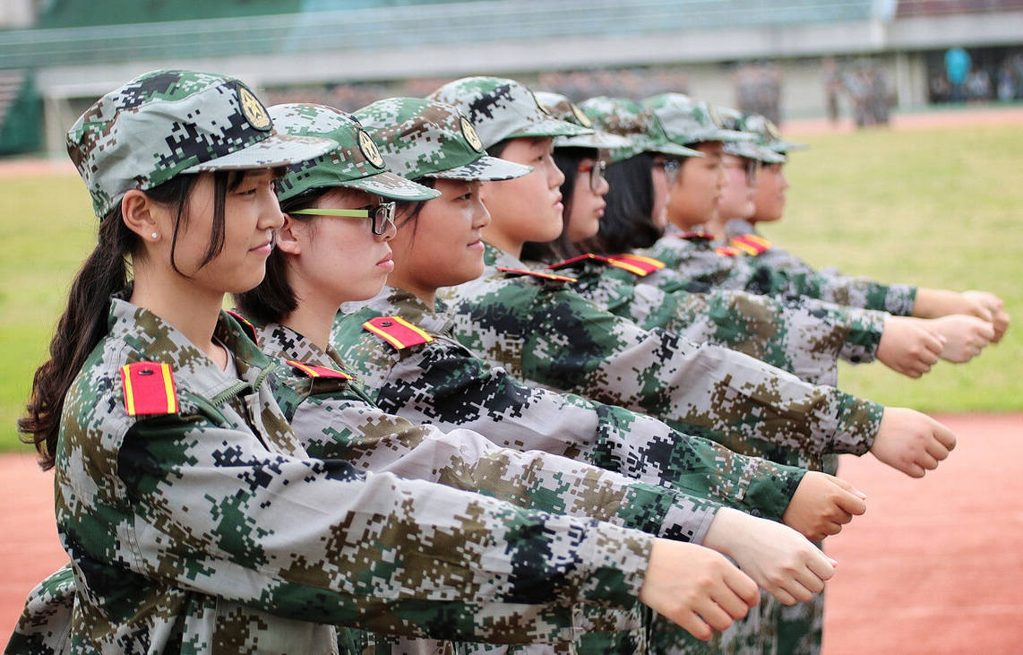 大学怎么样才能不军训 5a9f4a0d8ca5463ca076e333214cb358.jpeg