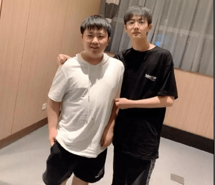 教头VG,训练赛无敌的EDG,还有散装WE