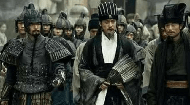 诸葛总人口_诸葛连弩(2)