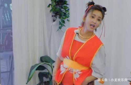 大红色|《妻子4》的滤镜有多重?张歆艺一身大红色衣服,硬是整成樱桃红
