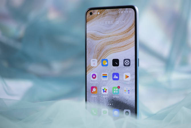 视频|realme真我X7测评：最便宜的65W超级闪充手机