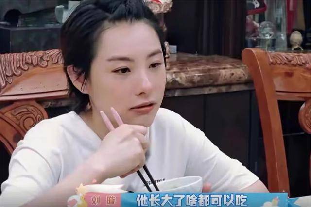 孩子|被众多网友吐槽:失败的妈妈刘璇不让3岁儿子吃盐、吃零食