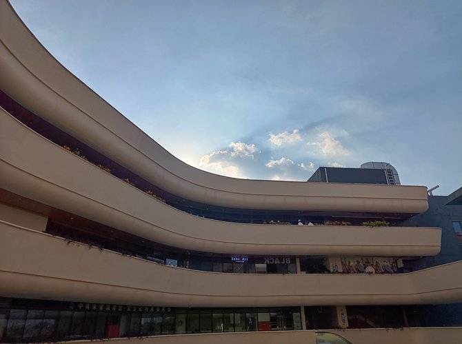 视频|realme真我X7测评：最便宜的65W超级闪充手机