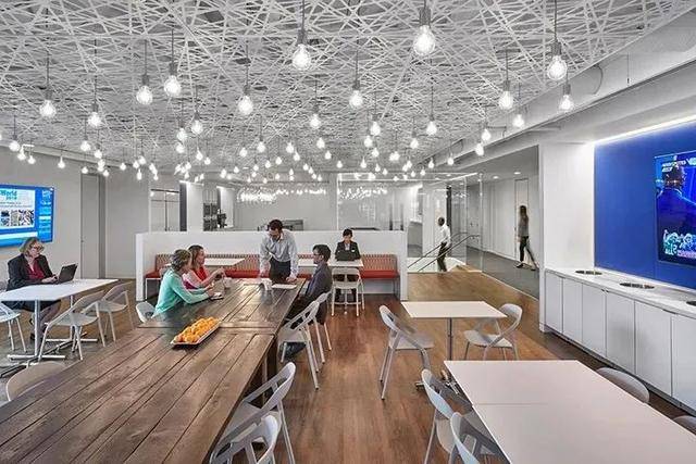 贝茨怀特|简约优雅,光影流动,这个办公室设计太有艺术感了