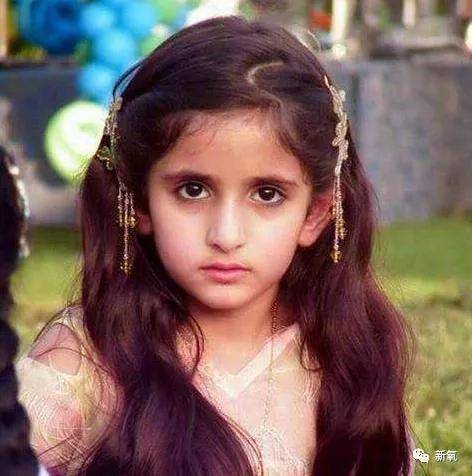 造型|宋丹丹是隐藏神颜啊！女明星都翻车的公主造型造型她却赢了满堂彩！